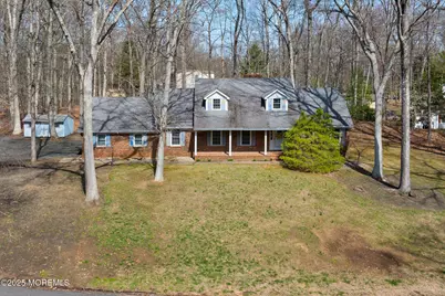 4 Lee Court, Wrightstown, NJ 08562 - Photo 1