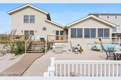 8 N Captain Drive, Little Egg Harbor, NJ 08087 - Photo 1