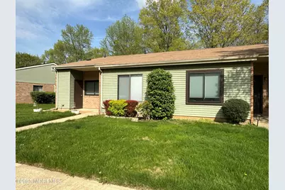 222 Medford Court #A, Manalapan Township, NJ 07726 - Photo 1