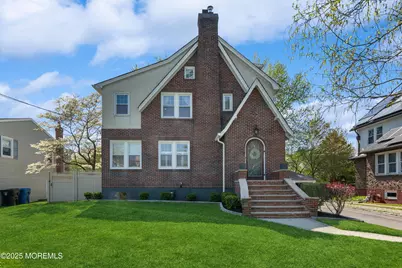 64 Roosevelt Circle E, Red Bank, NJ 07701 - Photo 1