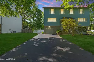 31 Dortmunder Dr, Manalapan Township, NJ 07726 - Photo 1