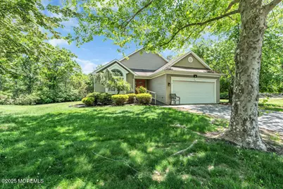 8 Round Valley Court, Lakewood, NJ 08701 - Photo 1