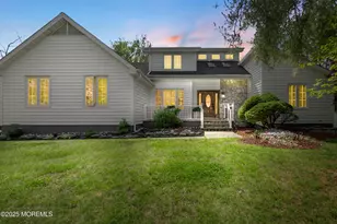 22 Cloverleaf Dr, Marlboro Township, NJ 07746 - Photo 1