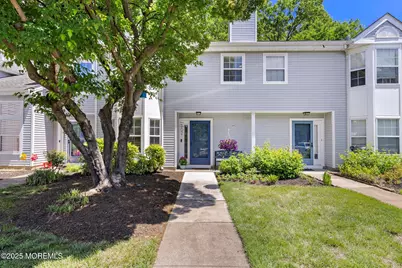 405 Hampton Court #15-4, Manalapan Township, NJ 07726 - Photo 1