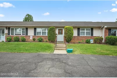 10 Nebraska Drive, Matawan, NJ 07747 - Photo 1