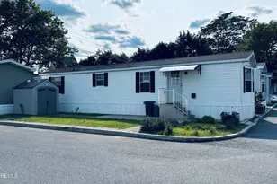 6 Monique Cir, Hazlet Township, NJ 07730 - Photo 1