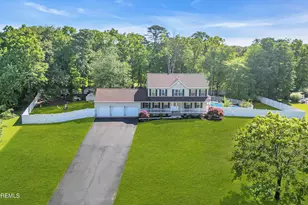 303 Wellington Ct, Jackson, NJ 08527 - Photo 1