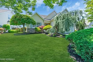 123 Skyline Dr, Lakewood, NJ 08701 - Photo 1