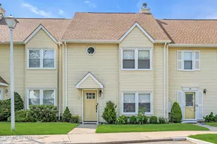 39 Colonial Ct, Jackson, NJ 08527 - Photo 1