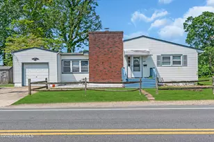 206 Midstreams Rd, Brick, NJ 08723 - Photo 1