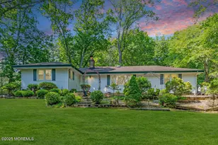 7 E Parkway Pl, Holmdel, NJ 07733 - Photo 1
