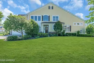 11 Aspen Ln, Tinton Falls, NJ 07724 - Photo 1