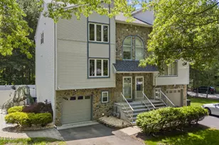 35 Lone Star Ln, Manalapan Township, NJ 07726 - Photo 1