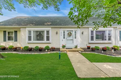 404B Newport Way, Monroe Township, NJ 08831 - Photo 1