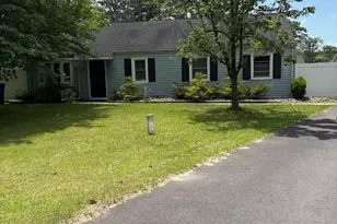 8 Woodland Dr, Howell Township, NJ 07731 - Photo 1