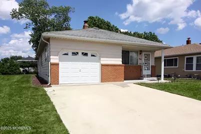 288 Barbados Drive N, Toms River Township, NJ 08757 - Photo 1
