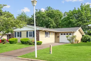 7 Robinson Rd, Brick, NJ 08724 - Photo 1