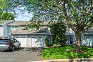 62 Woodmere Dr, Sayreville, NJ 08859 - Photo 1