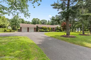 41 Van Brackle Rd, Holmdel, NJ 07733 - Photo 1