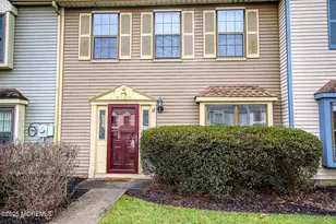 17 Tynemouth Ct, Robbinsville Township, NJ 08691 - Photo 1