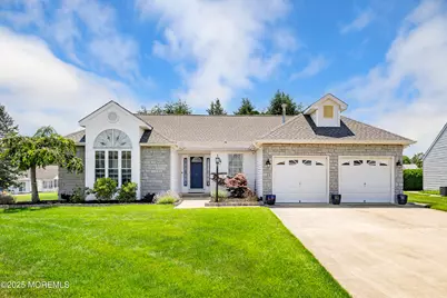 16 Sandhurst Court, Toms River Township, NJ 08757 - Photo 1