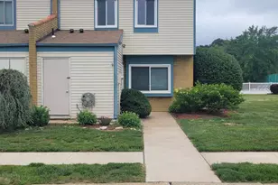 8 Chatham Ct, Brick, NJ 08724 - Photo 1