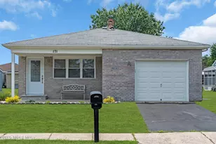 171 Biabou Dr, Toms River Township, NJ 08757 - Photo 1