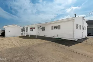 8 W Raritan Dr, Little Egg Harbor, NJ 08087 - Photo 1