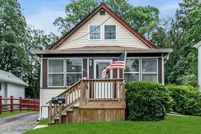 833 Lincoln Street, Middletown, NJ 07748 - Photo 1