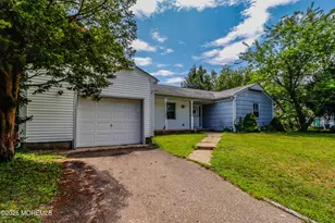 119 Driftwood Ln, Lanoka Harbor, NJ 08734 - Photo 1