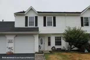 35 Seabreeze Square, Freehold, NJ 07728 - Photo 1