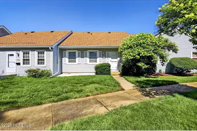 21 Plaza Del Campillo #E, Freehold, NJ 07728 - Photo 1