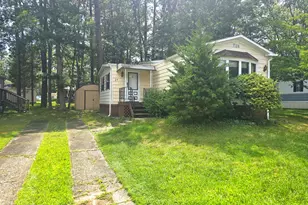 24 Gardenia Pl, Jackson, NJ 08527 - Photo 1