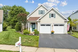 35 Violet Ct, Holmdel, NJ 07733 - Photo 1