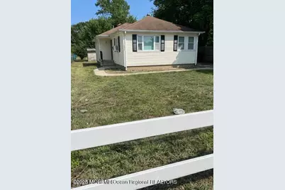 632 Palmer Avenue, Middletown, NJ 07748 - Photo 1