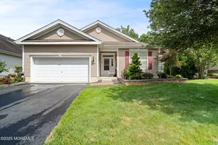 113 Lakeland Dr, Barnegat, NJ 08005 - Photo 1