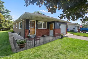 487 Jamaica Blvd, Toms River Township, NJ 08757 - Photo 1