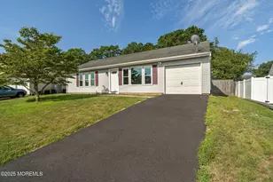 109 Schooner Ave, Barnegat, NJ 08005 - Photo 1
