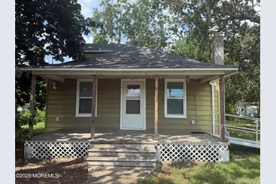 205 Manapaqua Avenue, Lakehurst, NJ 08733 - Photo 1