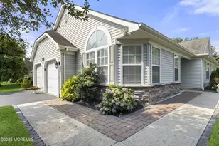 79 Rosewood Dr, Lakewood, NJ 08701 - Photo 1