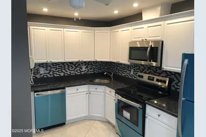 15B Andrew Jackson Court, Monroe Township, NJ 08831 - Photo 1