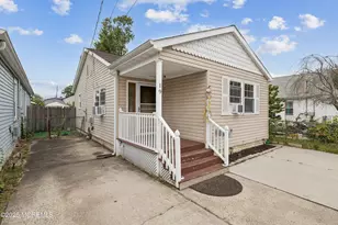 19 Randall Pl, Keansburg, NJ 07734 - Photo 1