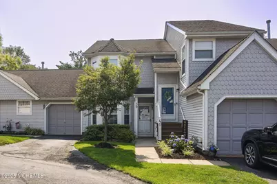 39 Poplar Place, Freehold, NJ 07728 - Photo 1