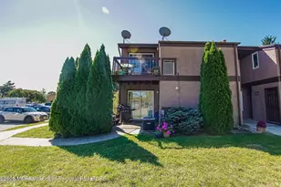 31 Northrup Dr, Brick, NJ 08724 - Photo 1