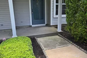 127 Wellington Ct, Manalapan Township, NJ 07726 - Photo 1