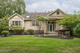 11 Ruffin Ct, Tinton Falls, NJ 07724 - Photo 1