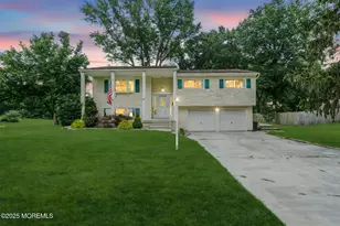 9 Warren Dr, Matawan, NJ 07747 - Photo 1