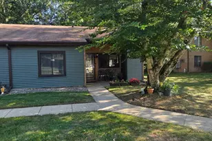 234 Medford Ct, Manalapan Township, NJ 07726 - Photo 1