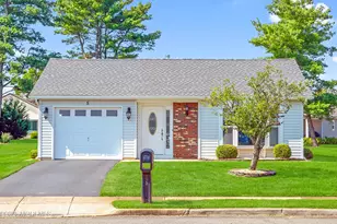 5 Berkshire Ct, Brick, NJ 08724 - Photo 1