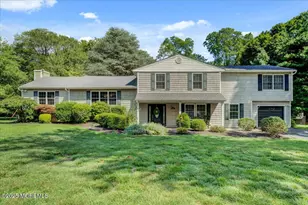 51 Normandy Ct, Middletown, NJ 07748 - Photo 1